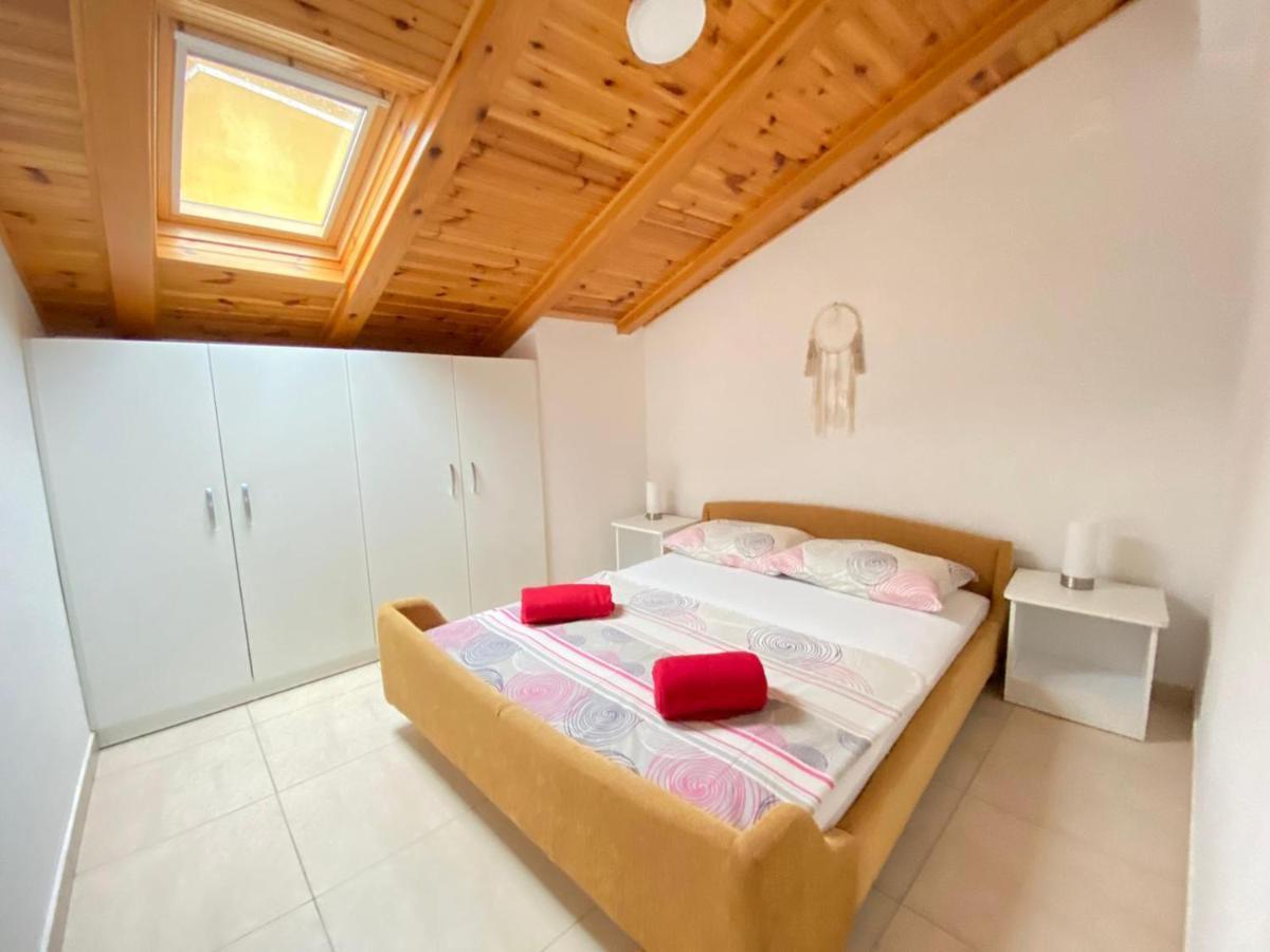 Apartmani Amra Novi Vinodolski Extérieur photo